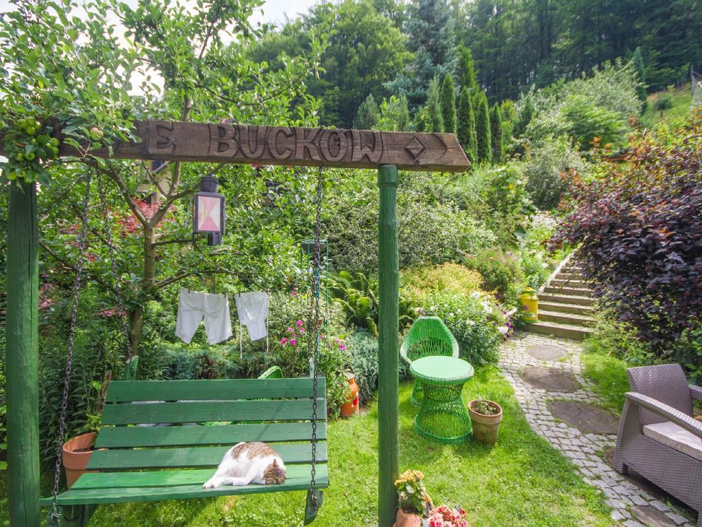 Willa Jagniatkow Bed & Breakfast Bagian luar foto