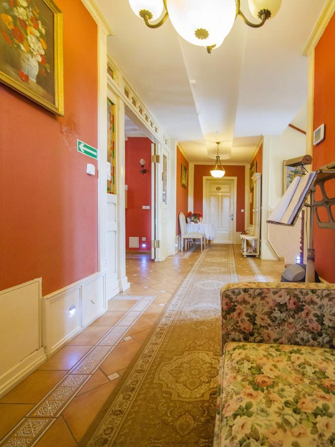 Willa Jagniatkow Bed & Breakfast Bagian luar foto